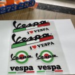 Vespa V2 Stickers Autocollant 3D