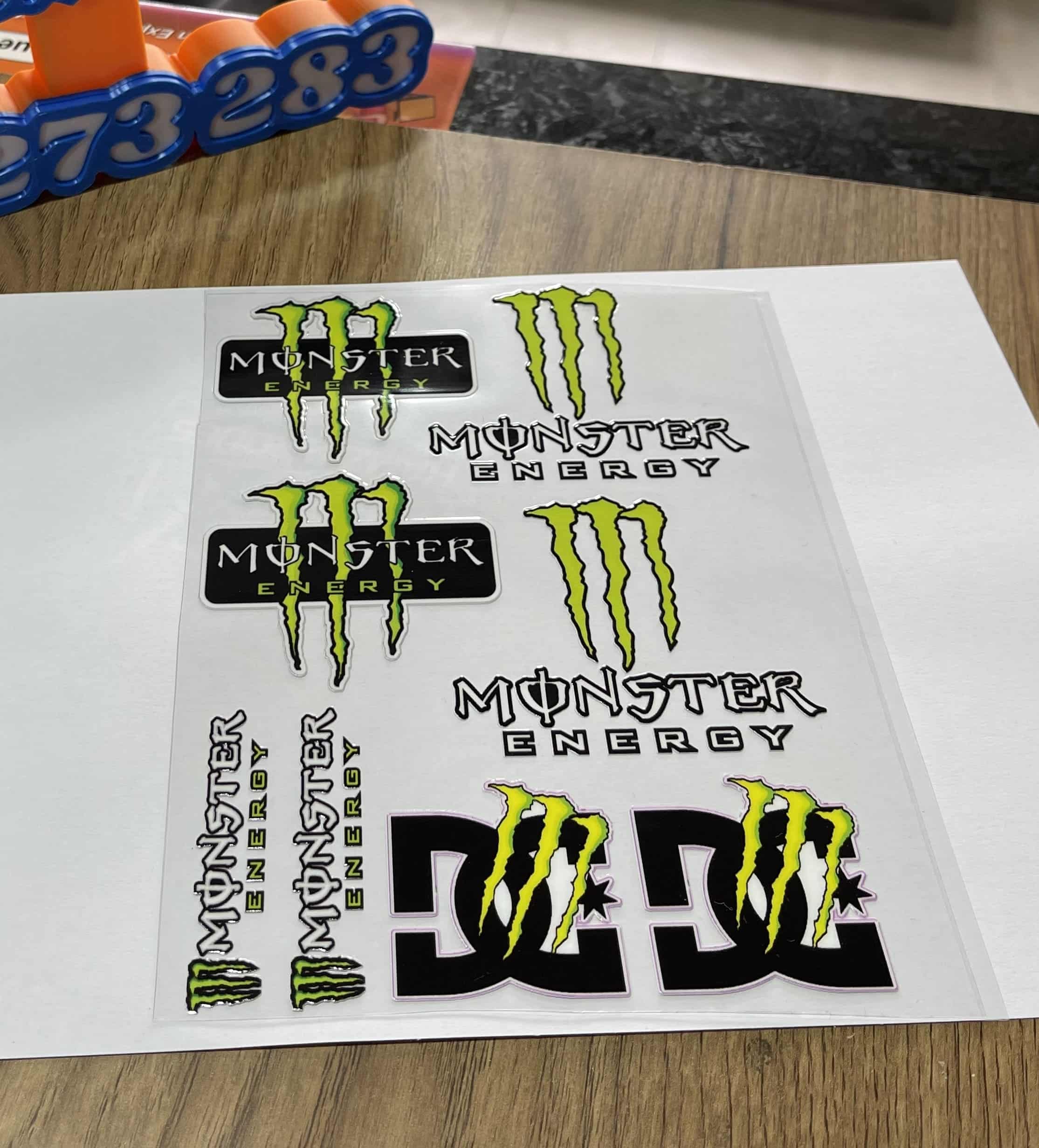 IMG_6704 (1) Monster V2 Stickers Autocollant 3D – Image 1
